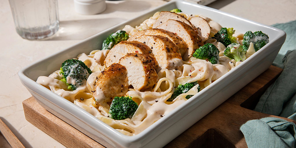 Chicken Fettuccine Alfredo With Broccoli Recipe RAGÚ