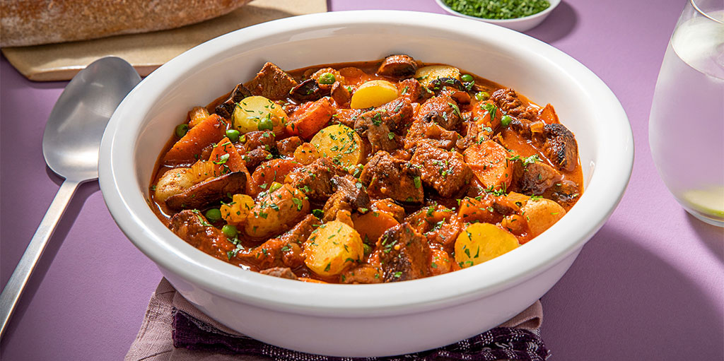 Hearty Tomato & Roasted Garlic Beef Stew